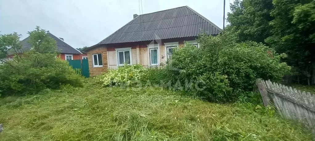 Дом в Брянская область, Дятьковский район, Бытошь рп ул. Пионерская ... - Фото 1