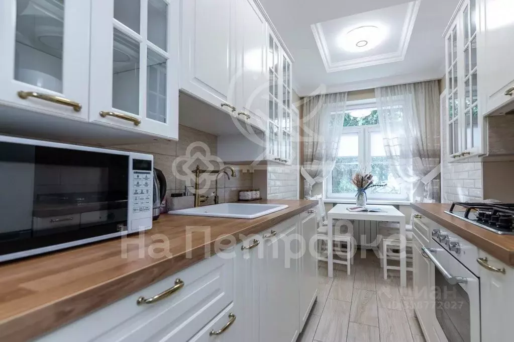2-к кв. Москва Большая Бронная ул., 8 (50.0 м) - Фото 0