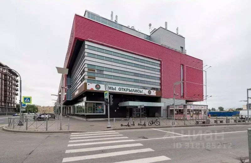 Торговая площадь в Санкт-Петербург просп. Малый Васильевского острова, ... - Фото 0