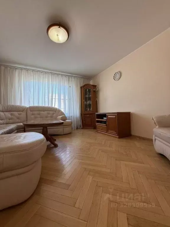 3-к кв. Москва ул. Чечулина, 18 (61.7 м) - Фото 2