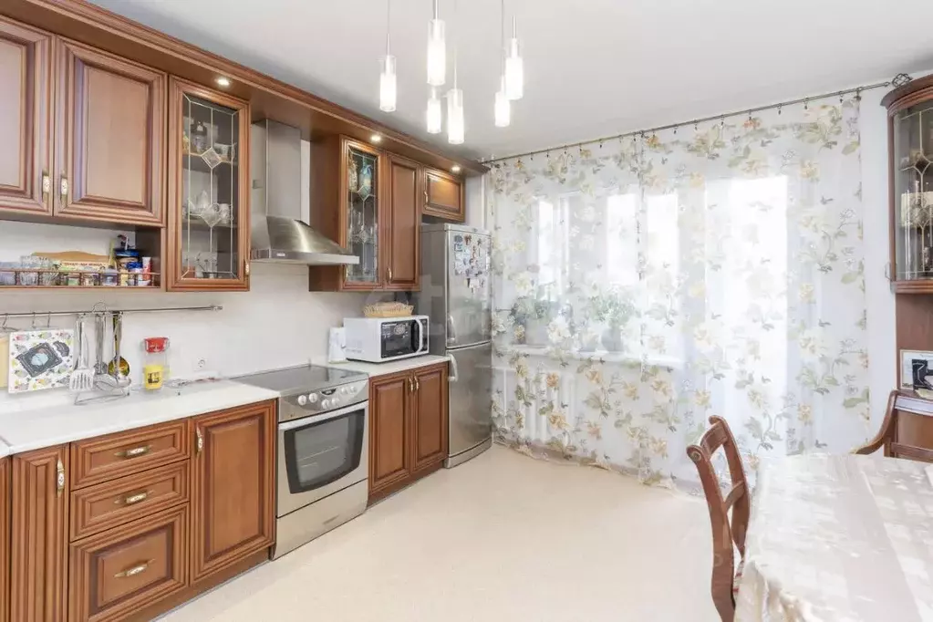 3-к кв. Тюменская область, Тюмень Восточный мкр, проезд Майский, 1к1 ... - Фото 1