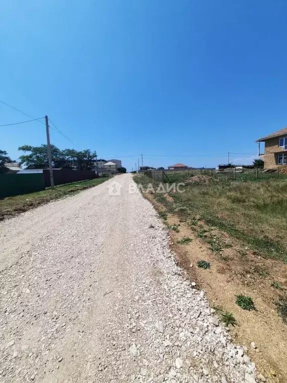 Участок в Крым, Симферопольский район, Николаевка пгт ул. ... - Фото 1