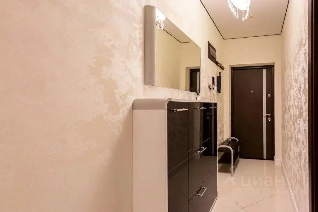 2-к кв. Краснодарский край, Сочи Центральный мкр, ул. Роз, 6/6А (106.0 ... - Фото 2