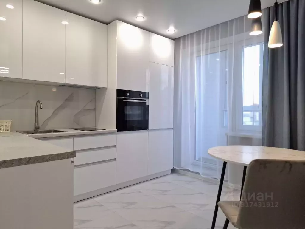 1-к кв. Кировская область, Киров ул. Современная, 13 (33.0 м) - Фото 1