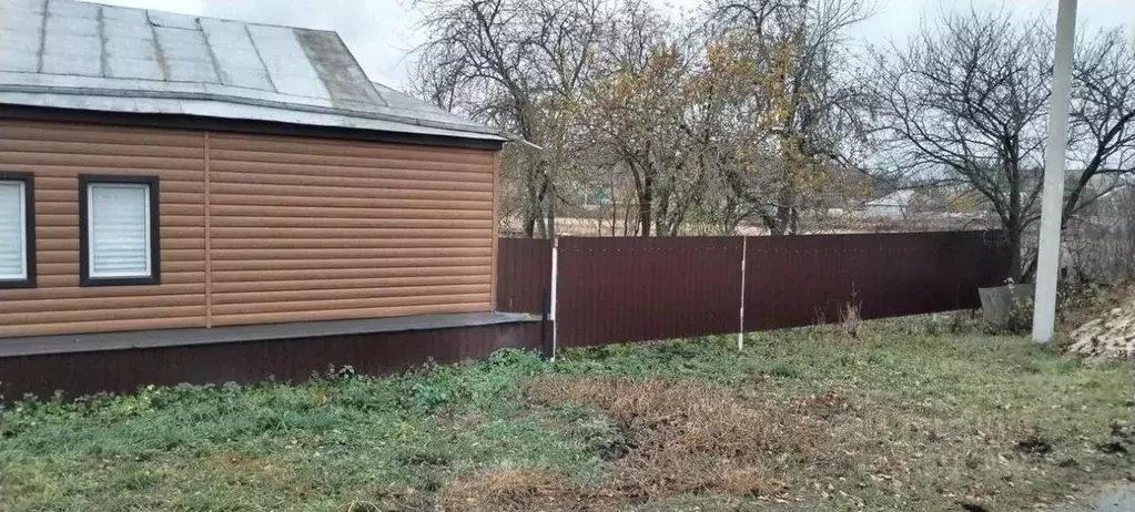 Дом в Белгородская область, Старооскольский городской округ, с. ... - Фото 1