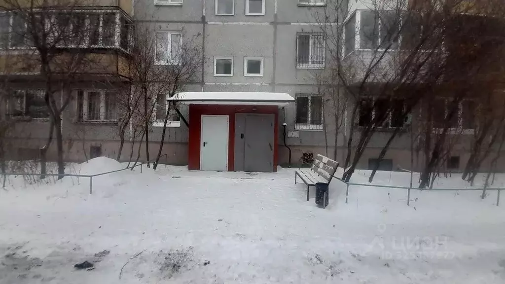 2-к кв. Омская область, Омск ул. Арнольда Нейбута, 10 (50.9 м) - Фото 2