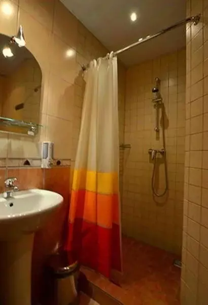 Комната Ростовская область, Ростов-на-Дону просп. Ленина, 98 (25.0 м) - Фото 1