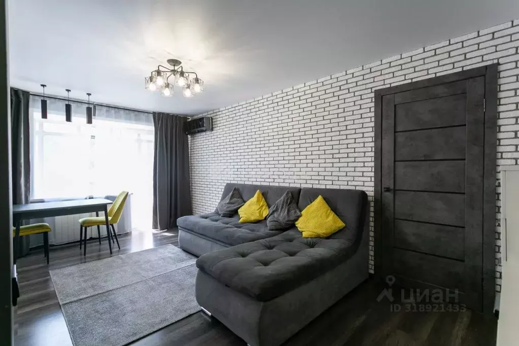 2-к кв. Новосибирская область, Новосибирск ул. Блюхера, 19 (42.5 м) - Фото 0