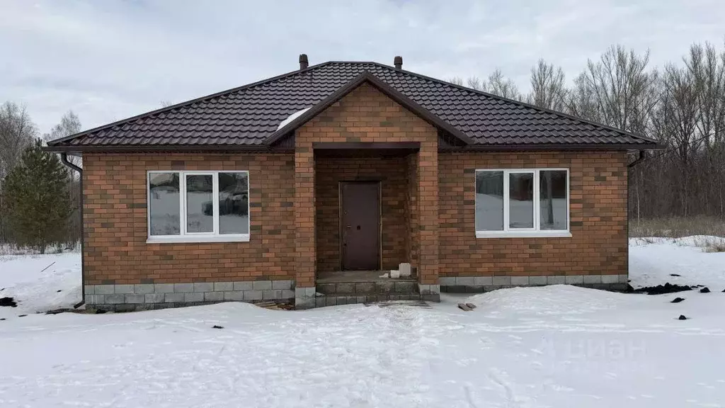 Дом в Белгородская область, Строитель Яковлевский городской округ,  ... - Фото 1