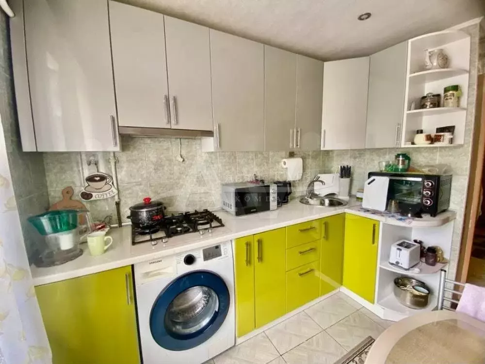 2-к. квартира, 49,9 м, 1/9 эт. - Фото 0