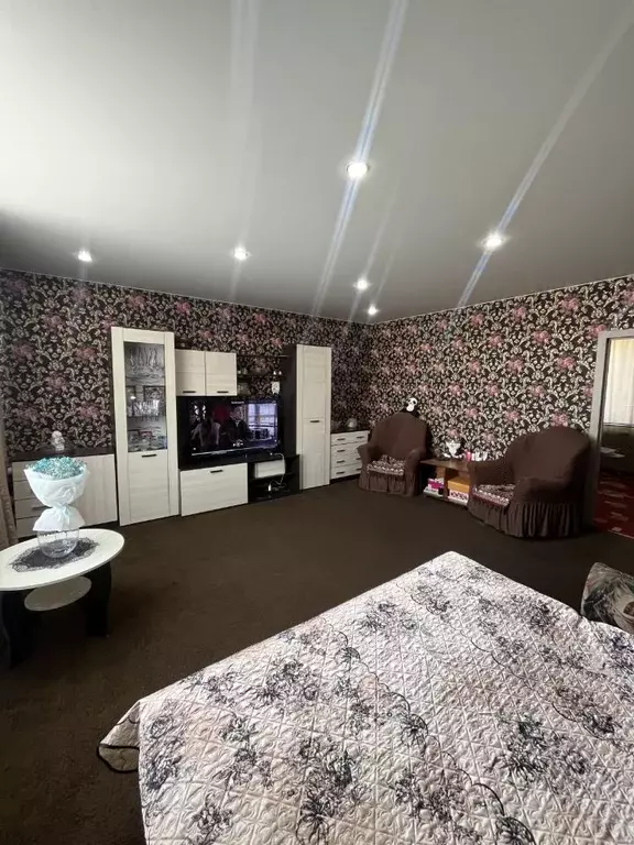 Дом в Омская область, Большеречье рп ул. Лесная, 39 (93 м) - Фото 2