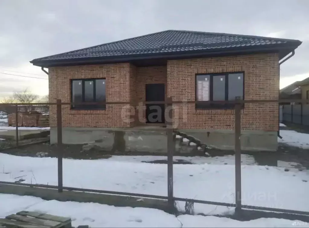 Дом в Адыгея, Майкоп ул. Георгия Шумакова (120 м) - Фото 1