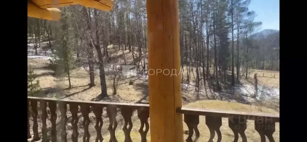 Коттедж в Алтай, Чемальский район, Узнезинское с/пос, с. Узнезя ул. ... - Фото 1