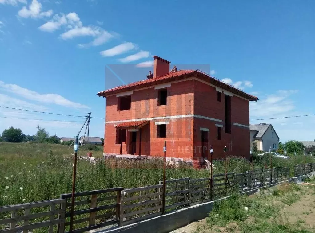 Дом в Калининградская область, Гурьевский муниципальный округ, пос. ... - Фото 1