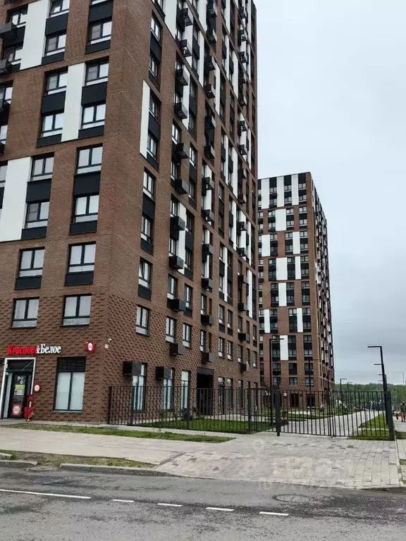 3-к кв. Московская область, Ленинский городской округ, Мисайлово пгт ... - Фото 0