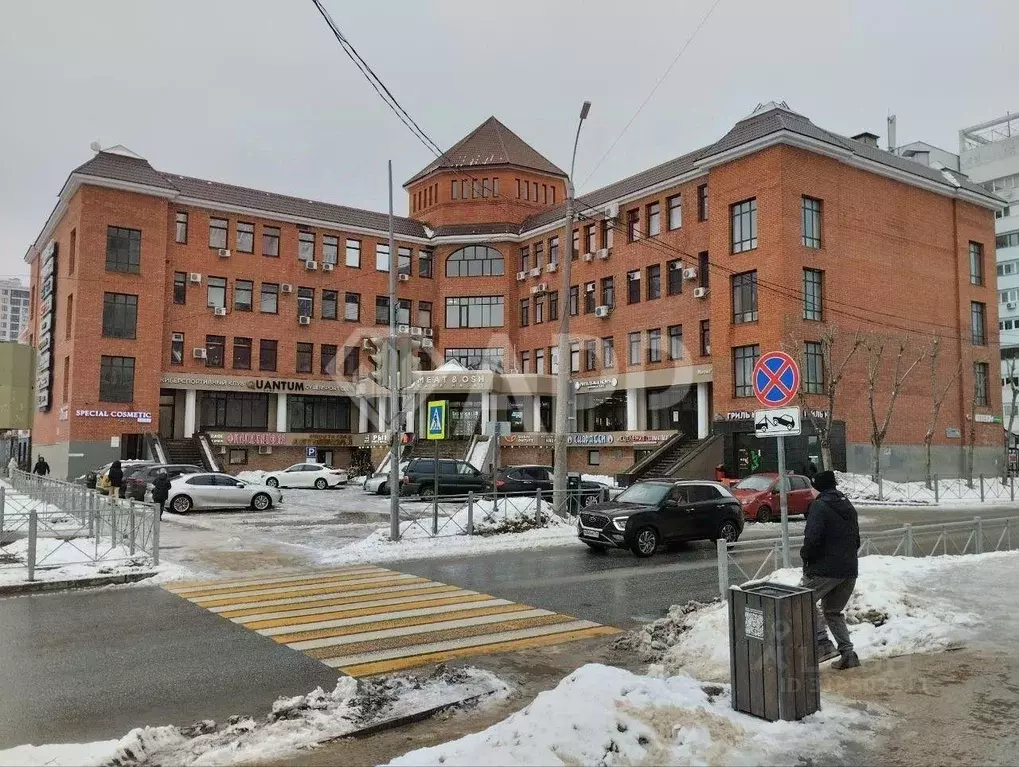 Помещение свободного назначения в Татарстан, Казань Чистопольская ул., ... - Фото 1