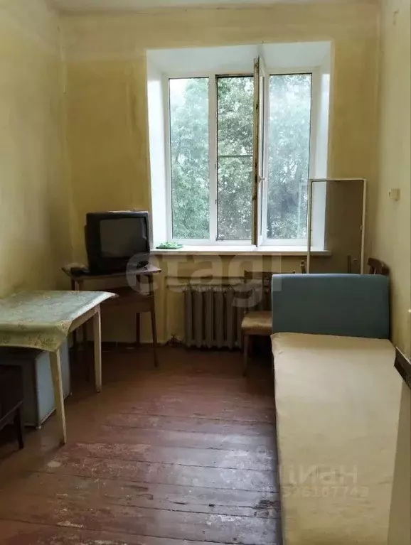 Комната Свердловская область, Екатеринбург ул. Ильича, 12 (13.0 м) - Фото 1