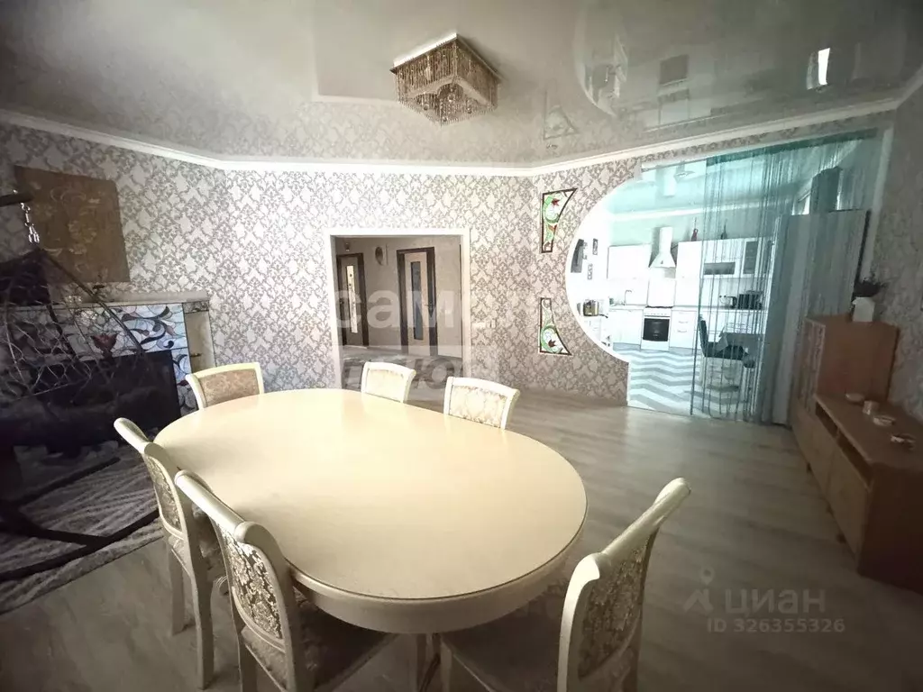 Дом в Краснодарский край, Кореновск ул. Тихорецкая, 27 (120 м) - Фото 1