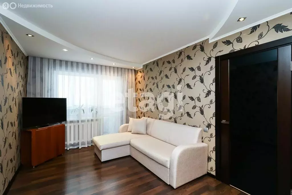 2-комнатная квартира: Тюмень, улица Баумана, 112 (45.1 м) - Фото 1