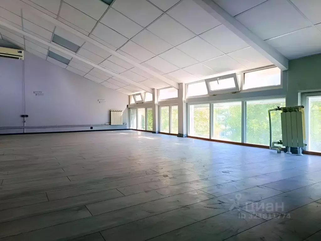 Помещение свободного назначения в Краснодарский край, Новороссийск ... - Фото 0