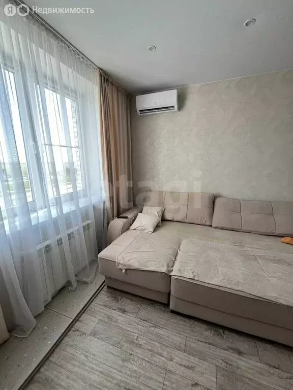 1-комнатная квартира: Омск, улица Конева, 40 (35.6 м) - Фото 1