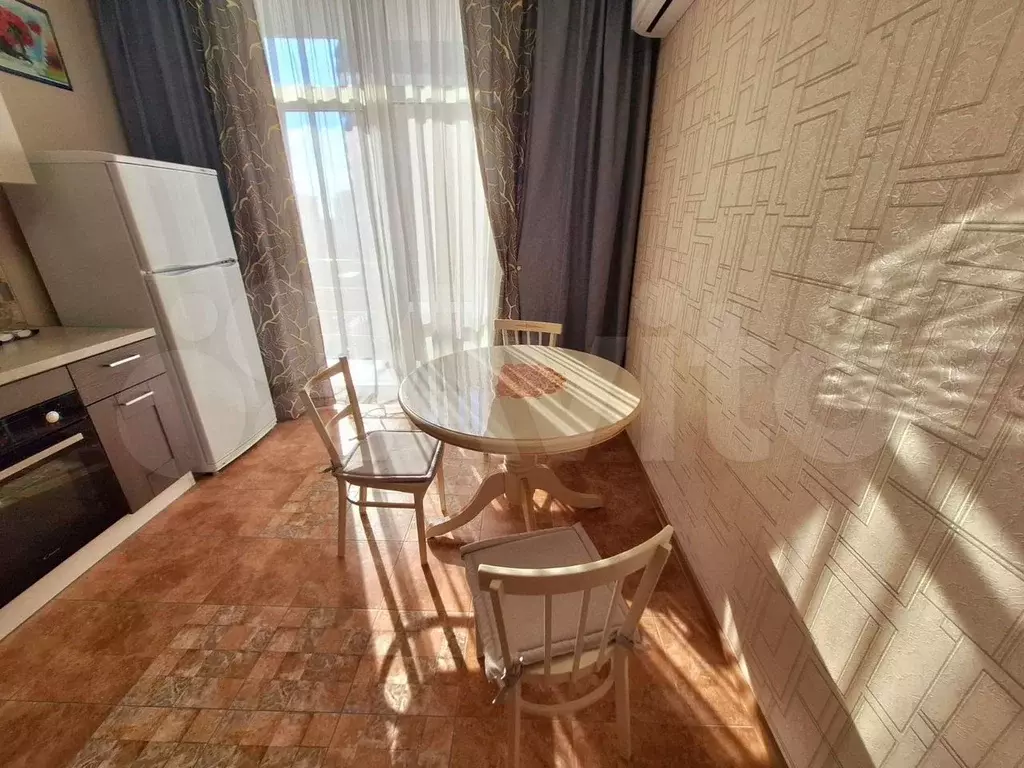 1-к. квартира, 40 м, 11/17 эт. - Фото 1