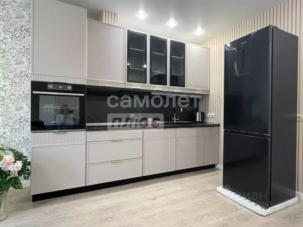 3-к кв. Свердловская область, Екатеринбург пер. Шаронова, 31 (68.0 м) - Фото 2