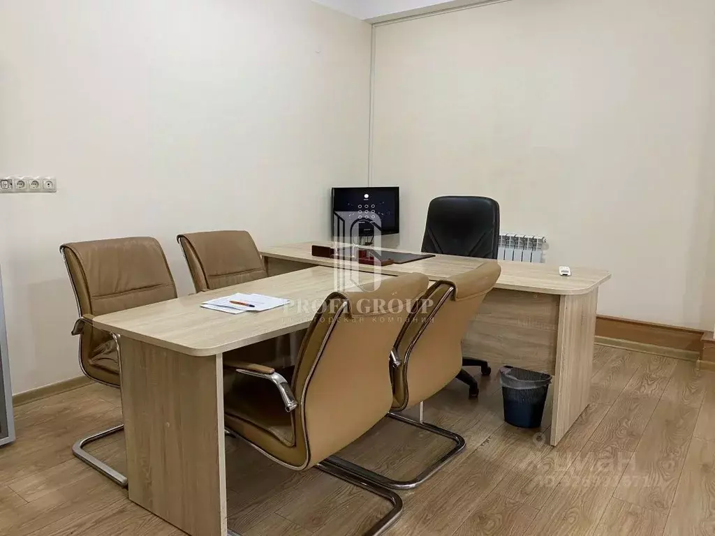 Офис в Дагестан, Махачкала ул. Магомета Гаджиева (286 м) - Фото 2