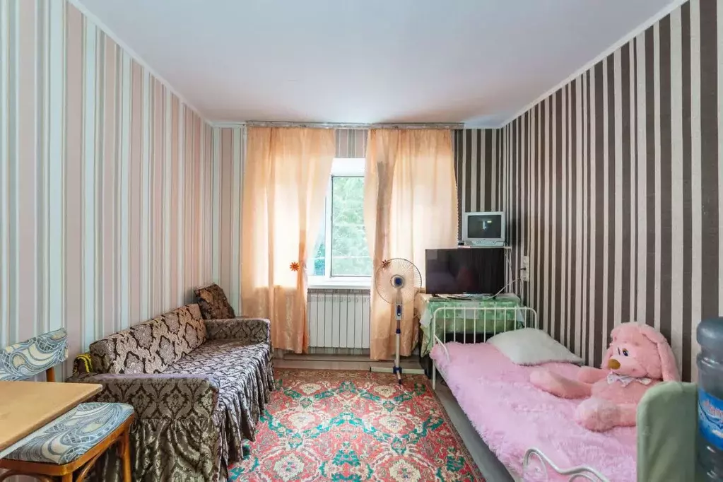 Комната Ростовская область, Ростов-на-Дону Киргизская ул., 10 (14.6 м) - Фото 1