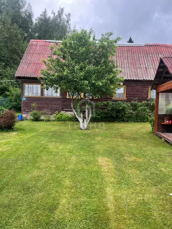 Дом в Ленинградская область, Выборгский район, Рощинское городское ... - Фото 1