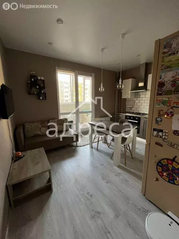 3-комнатная квартира: село Николаевка, Челышевская улица, 10 (73.1 м) - Фото 2