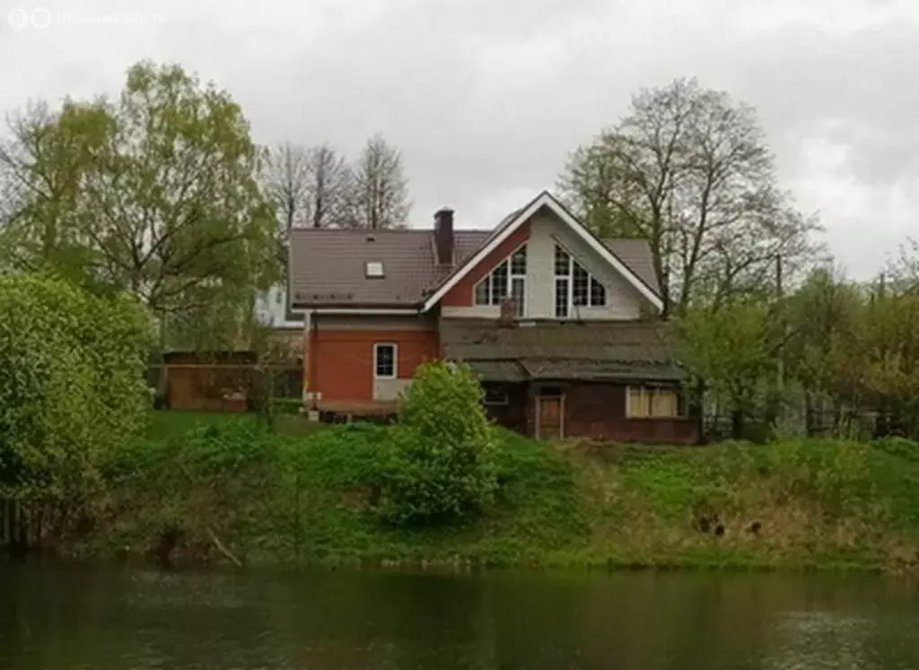 Дом в Иваново, Озёрная улица (250 м) - Фото 0
