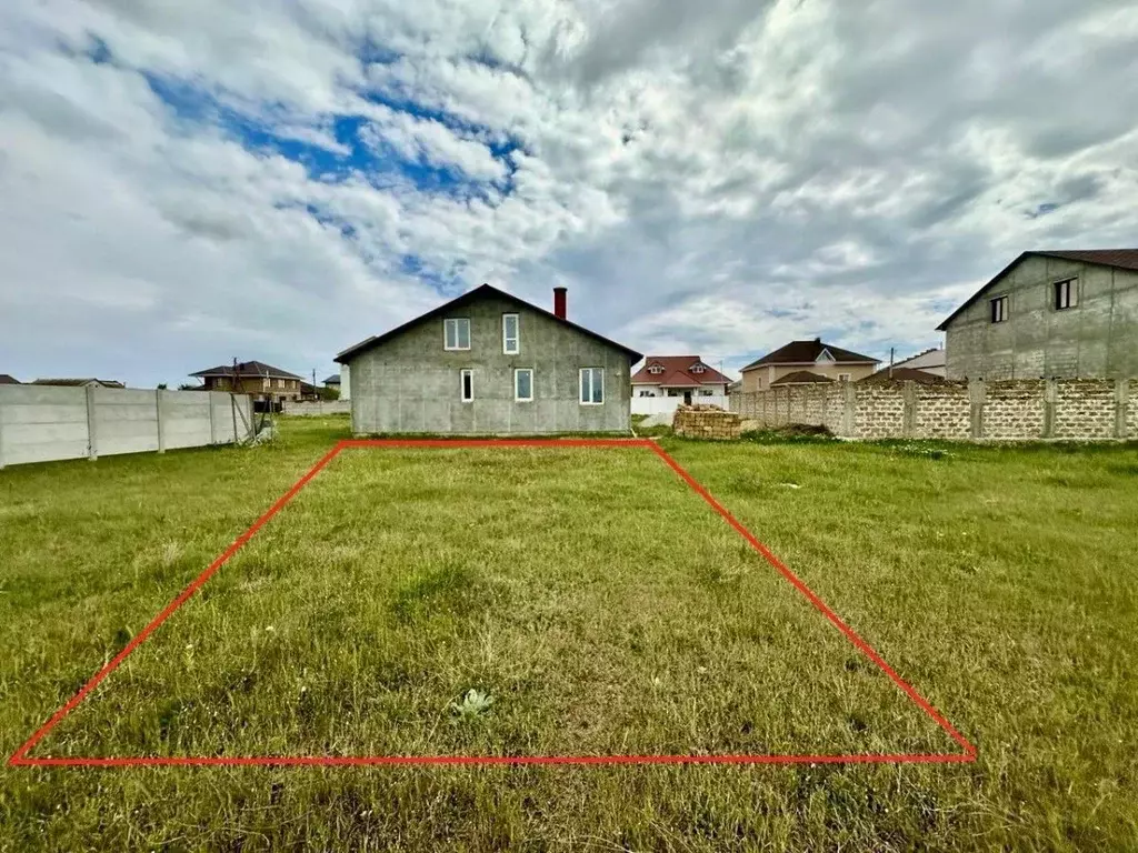 Участок в Крым, Евпатория Спутник-1 мкр, ул. Зулейхи Бекировой, 15 ... - Фото 0