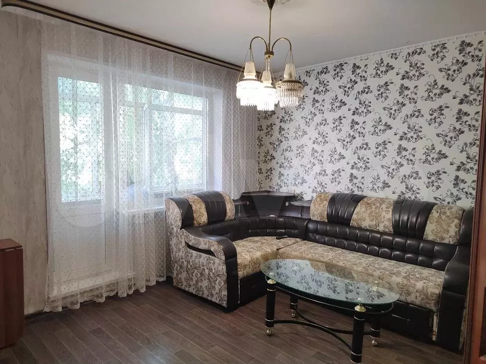 3-к. квартира, 65 м, 2/9 эт. - Фото 1