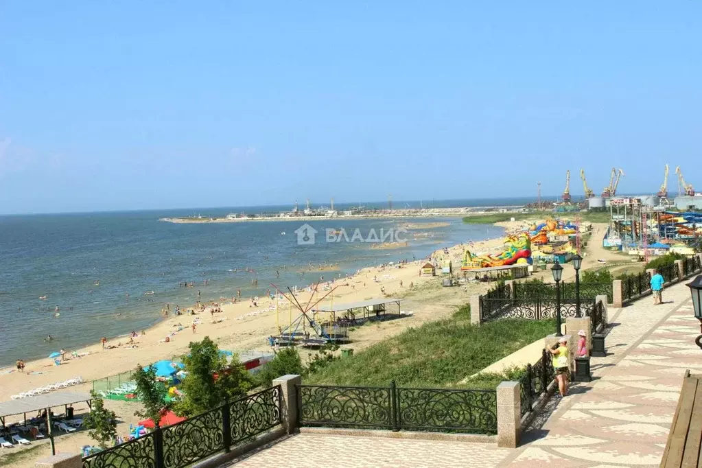 Участок в Краснодарский край, Ейск Лотос СНТ, 3-я линия (10.0 сот.) - Фото 0