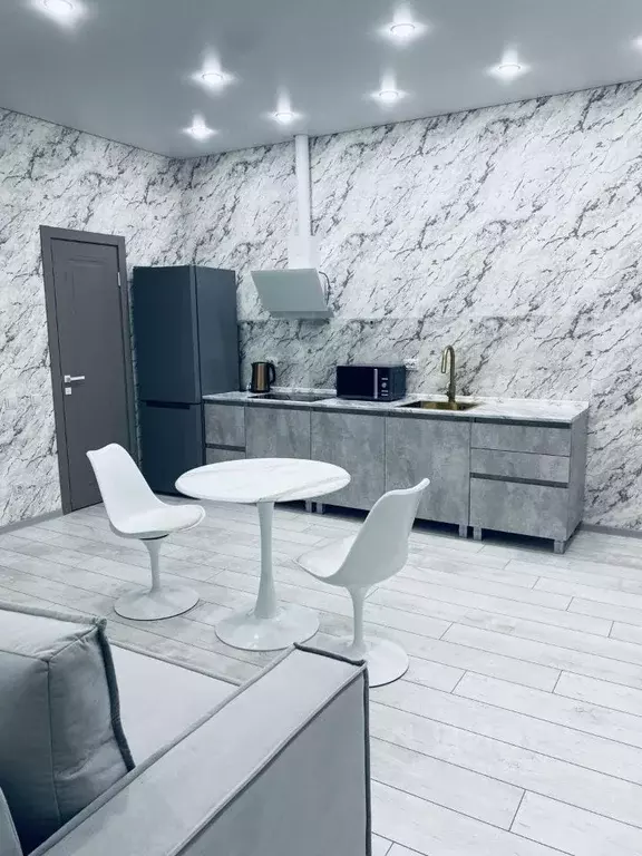 2-к кв. Хакасия, Абакан ул. Авиаторов, 1Г (42.8 м) - Фото 1