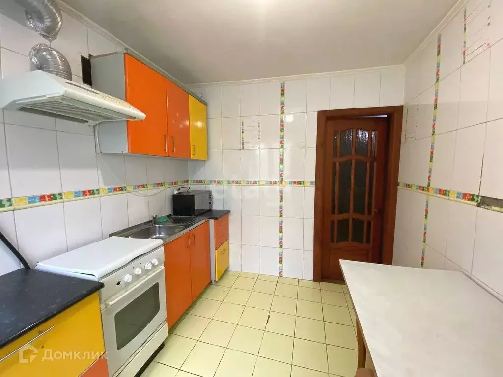 Продаётся 4-к квартира, 62.4 м - Фото 1