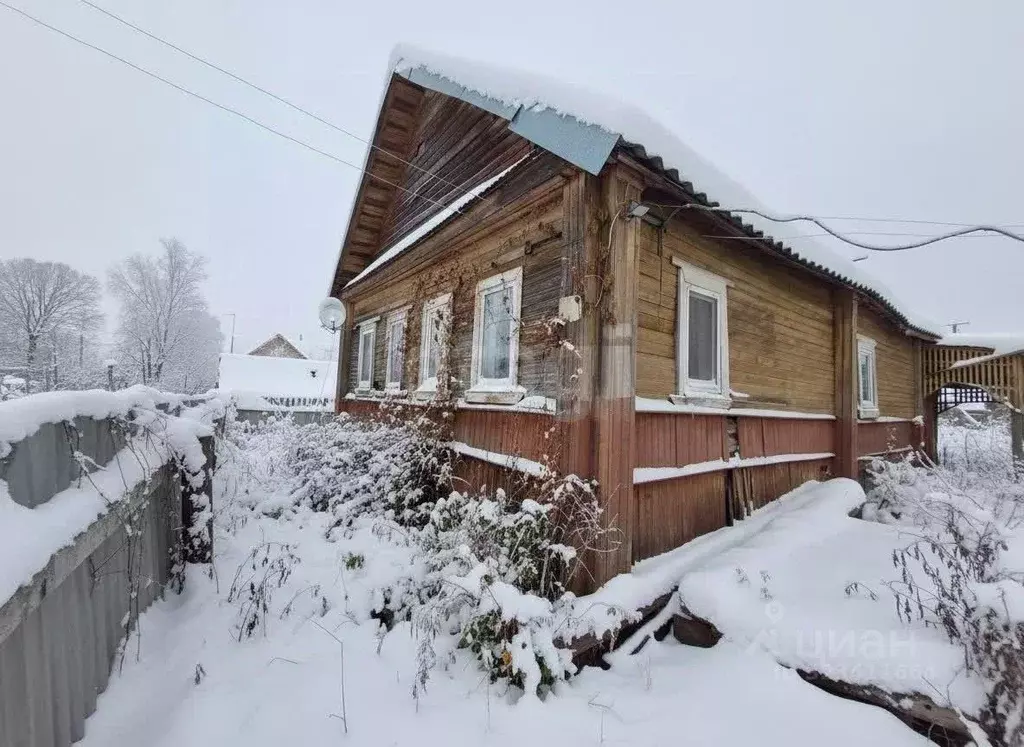 Дом в Ленинградская область, Киришский район, Пчевское с/пос, д. ... - Фото 1