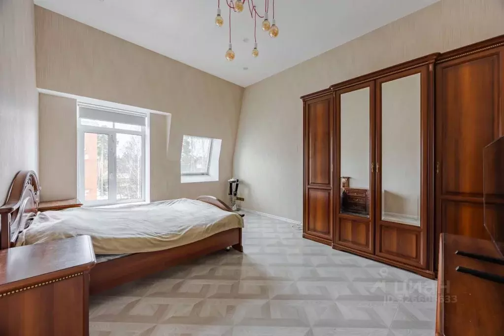 3-к кв. Санкт-Петербург Новосельковская ул., 23 (130.0 м) - Фото 1