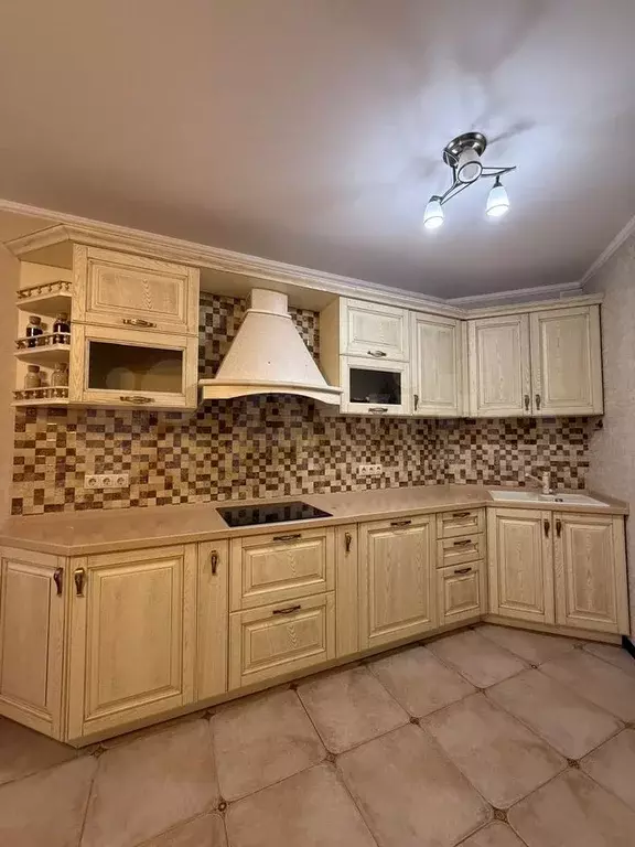 3-к. квартира, 100 м, 3/24 эт. - Фото 0