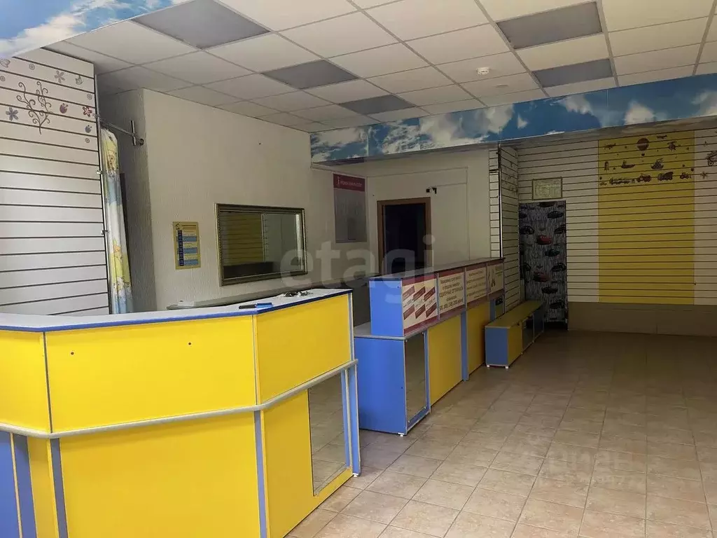 Торговая площадь в Саха (Якутия), Якутск ул. Петра Алексеева, 6 (78 м) - Фото 1