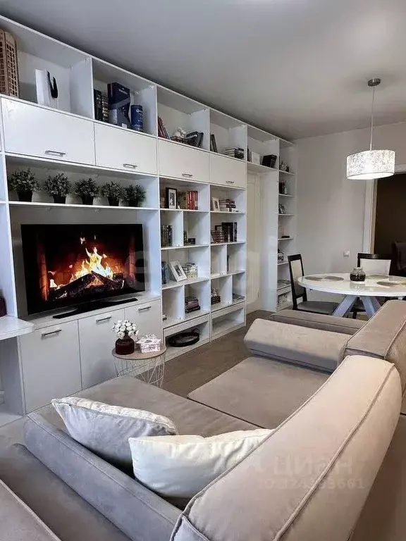 3-к кв. Иркутская область, Иркутск ул. Трилиссера, 8/3 (72.5 м) - Фото 0