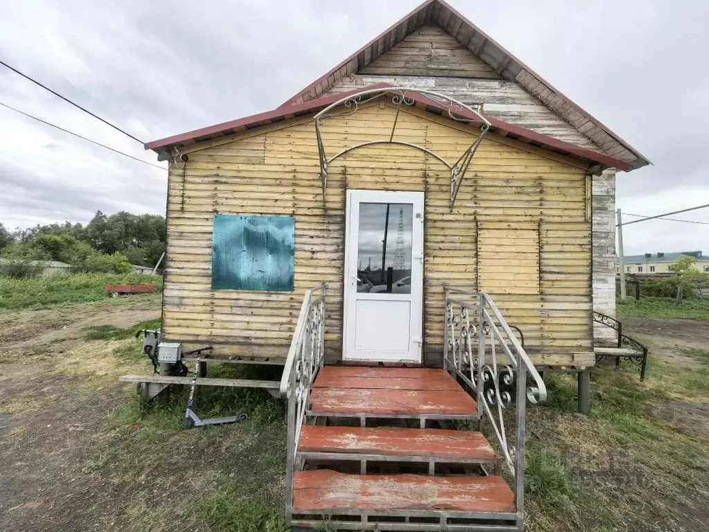 Дом в Омская область, Павлоградка рп ул. Калинина (97 м) - Фото 0