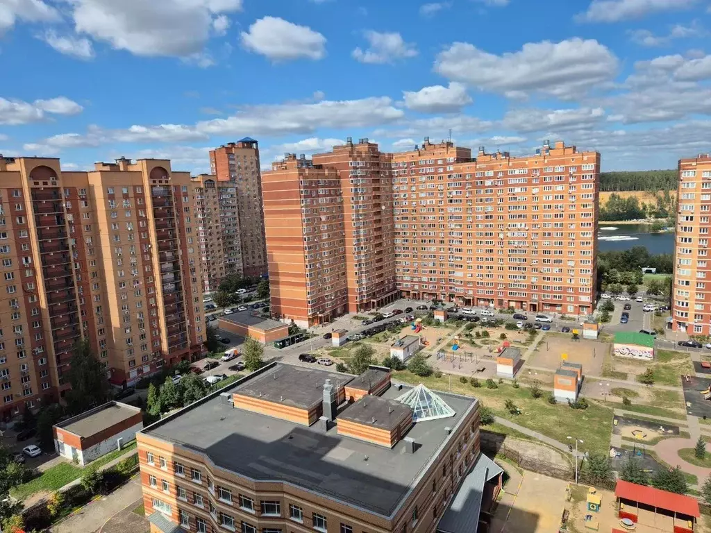 2-к кв. Московская область, Дзержинский Лесная ул., 11 (65.3 м) - Фото 0