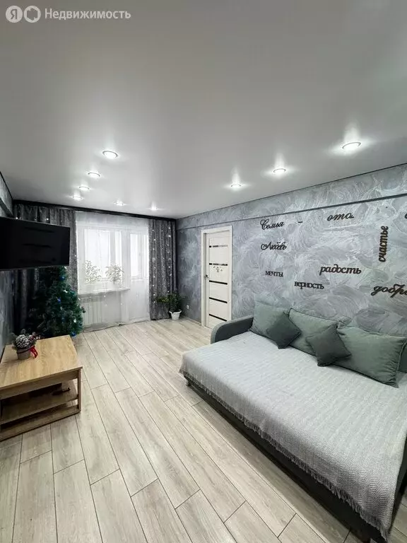 3-комнатная квартира: Усолье-Сибирское, улица Коростова, 33 (59.2 м) - Фото 2