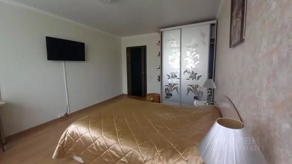 2-к кв. Чувашия, Чебоксары Университетская ул., 38к3 (72.0 м) - Фото 2