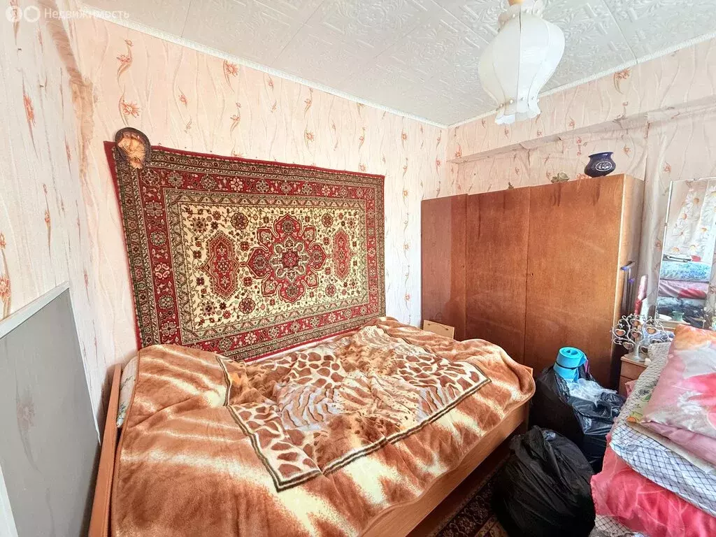 3-комнатная квартира: Валдай, улица Радищева, 68 (49.8 м) - Фото 1