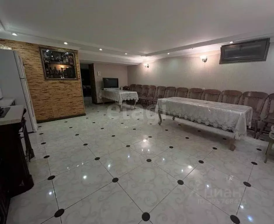 Дом в Северная Осетия, Владикавказ Алагирская ул., 54 (320 м) - Фото 2