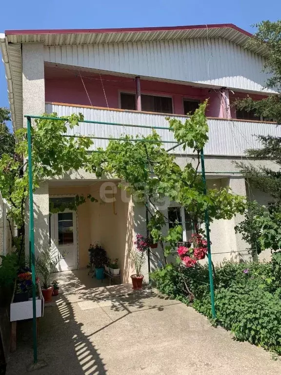 Дом в Крым, Евпатория городской округ, Заозерное пгт ул. Камышовая ... - Фото 1