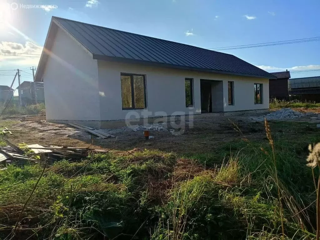 Дом в Калужская область, Малоярославецкий муниципальный округ, ... - Фото 1